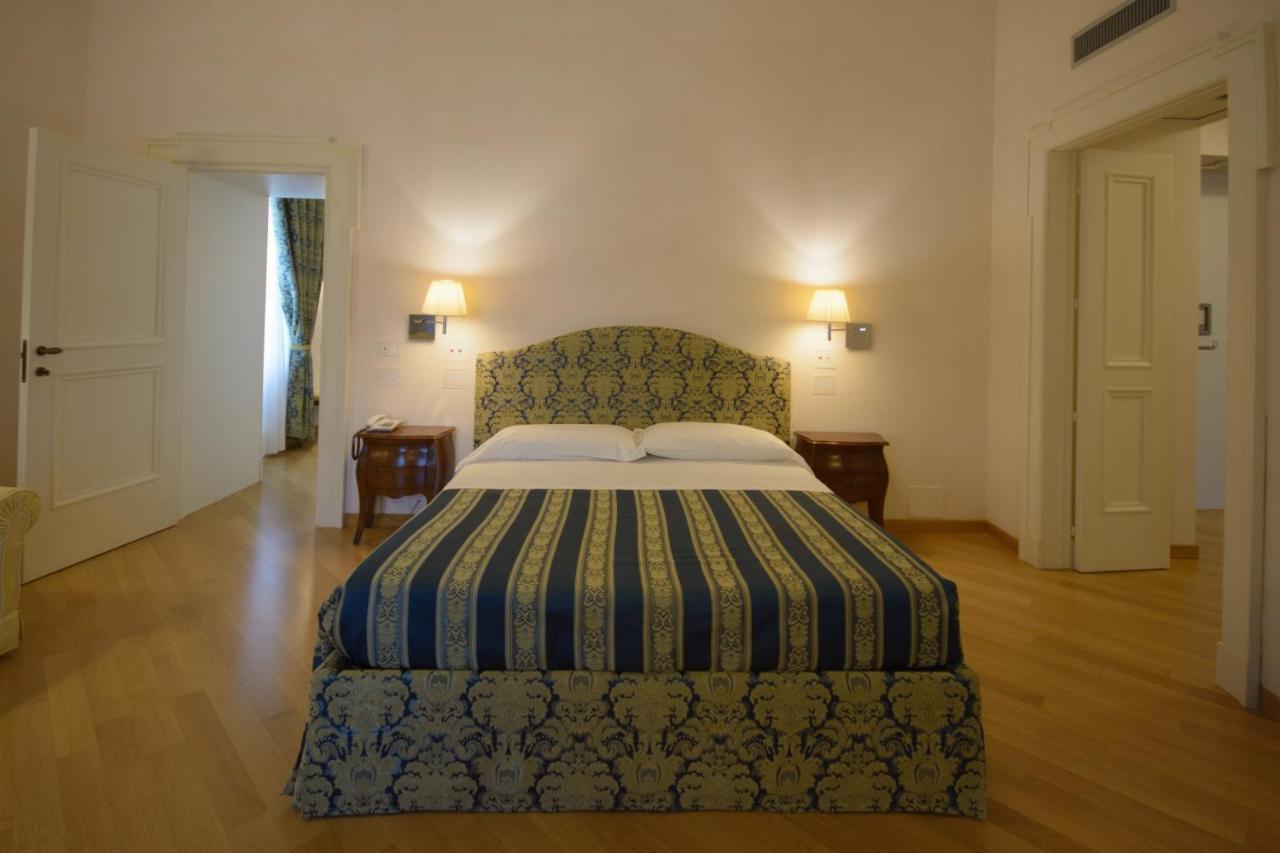 Domus Stella Maris - Casa Per Ferie Hotell Ancona Eksteriør bilde