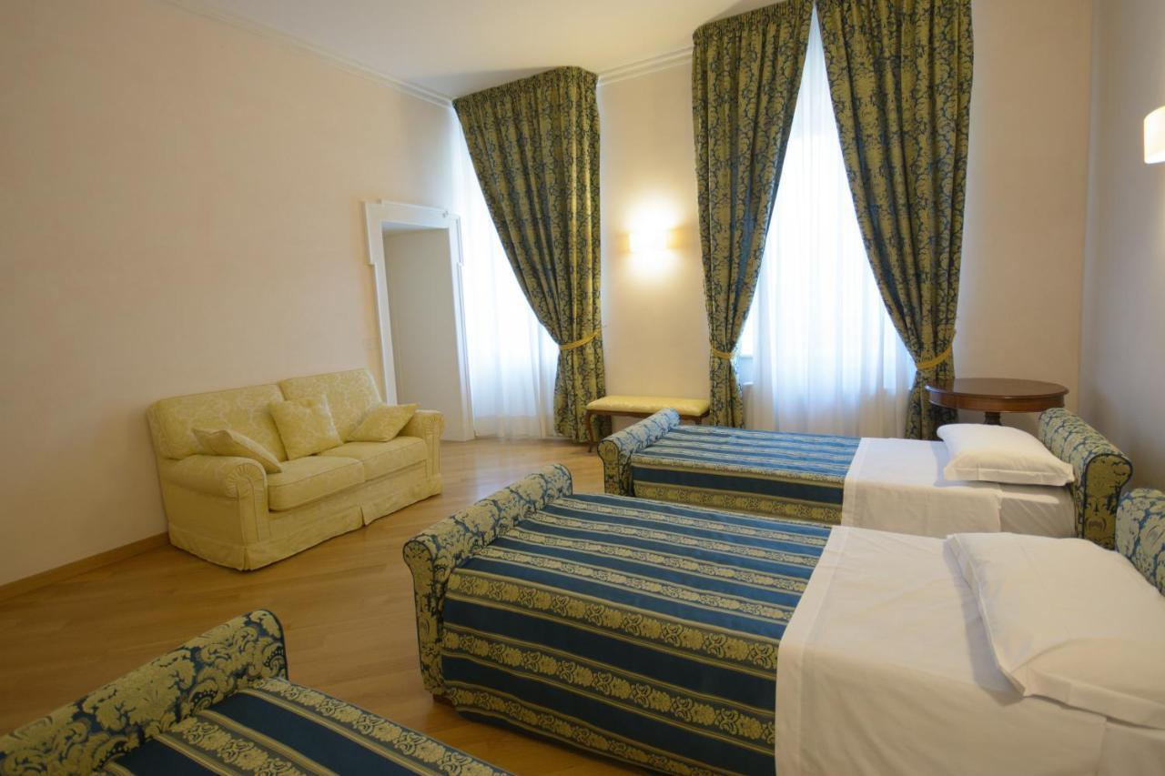 Domus Stella Maris - Casa Per Ferie Hotell Ancona Eksteriør bilde