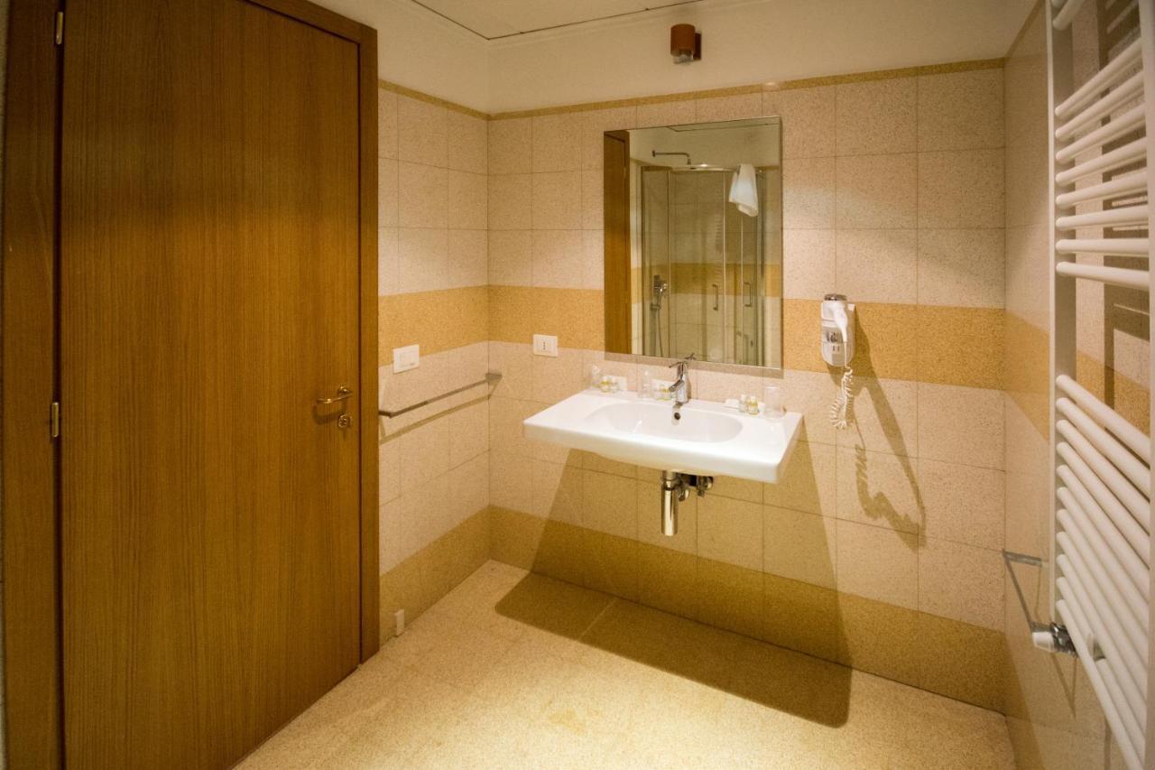 Domus Stella Maris - Casa Per Ferie Hotell Ancona Eksteriør bilde