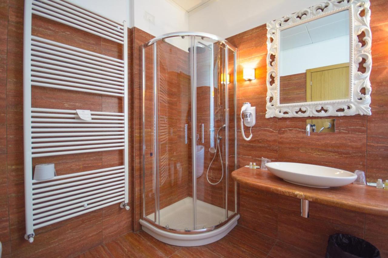 Domus Stella Maris - Casa Per Ferie Hotell Ancona Eksteriør bilde