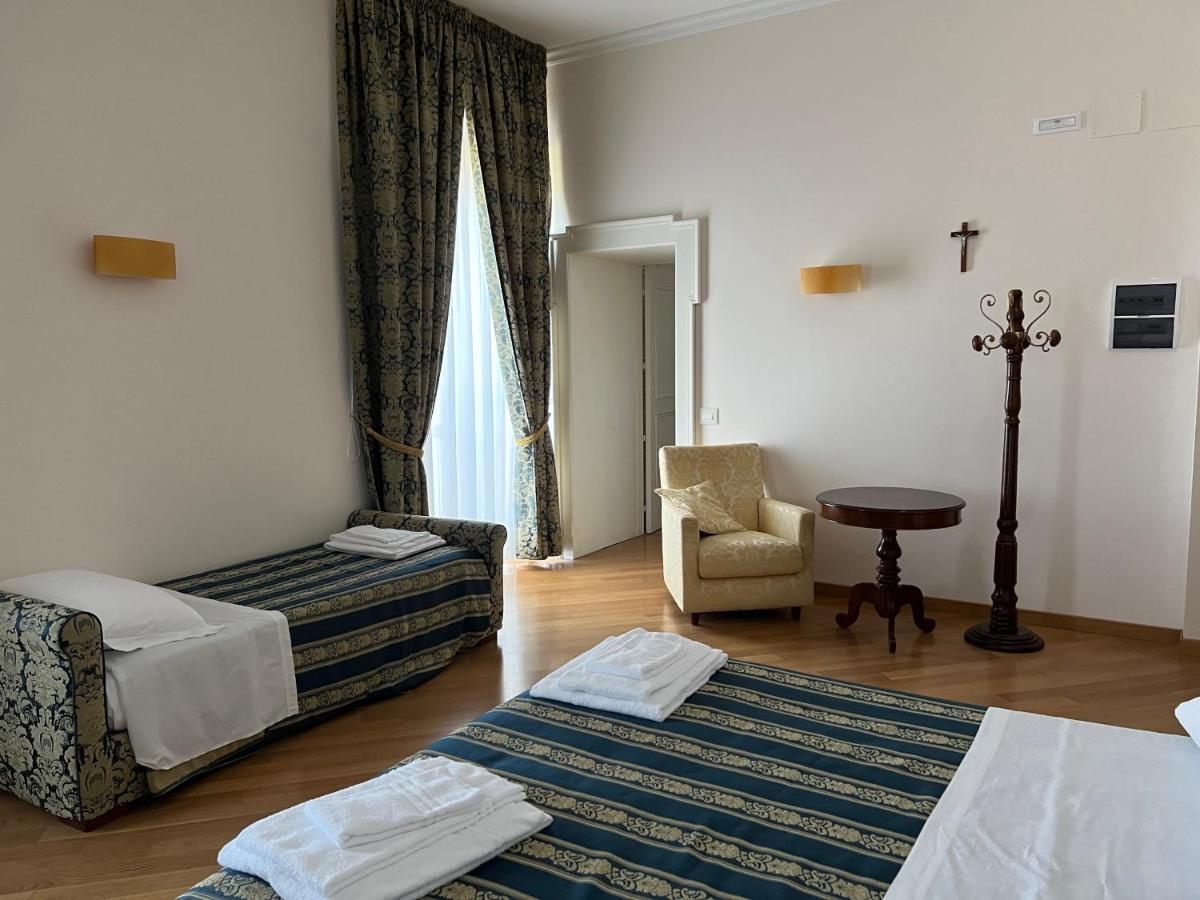 Domus Stella Maris - Casa Per Ferie Hotell Ancona Eksteriør bilde