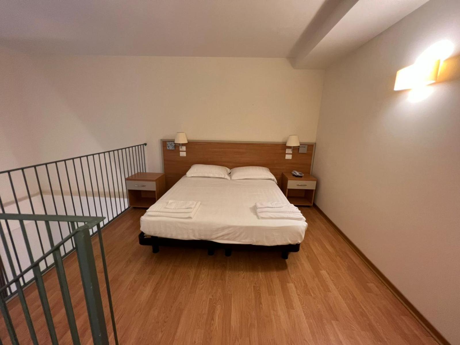 Domus Stella Maris - Casa Per Ferie Hotell Ancona Eksteriør bilde